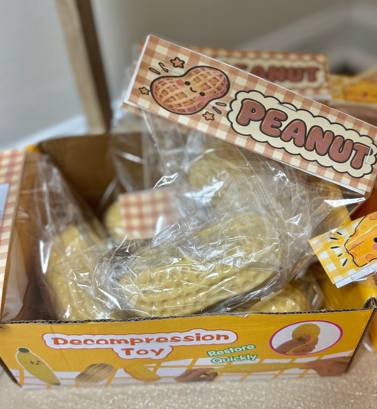 PEANUT STRESS RELIEF SQUISHY